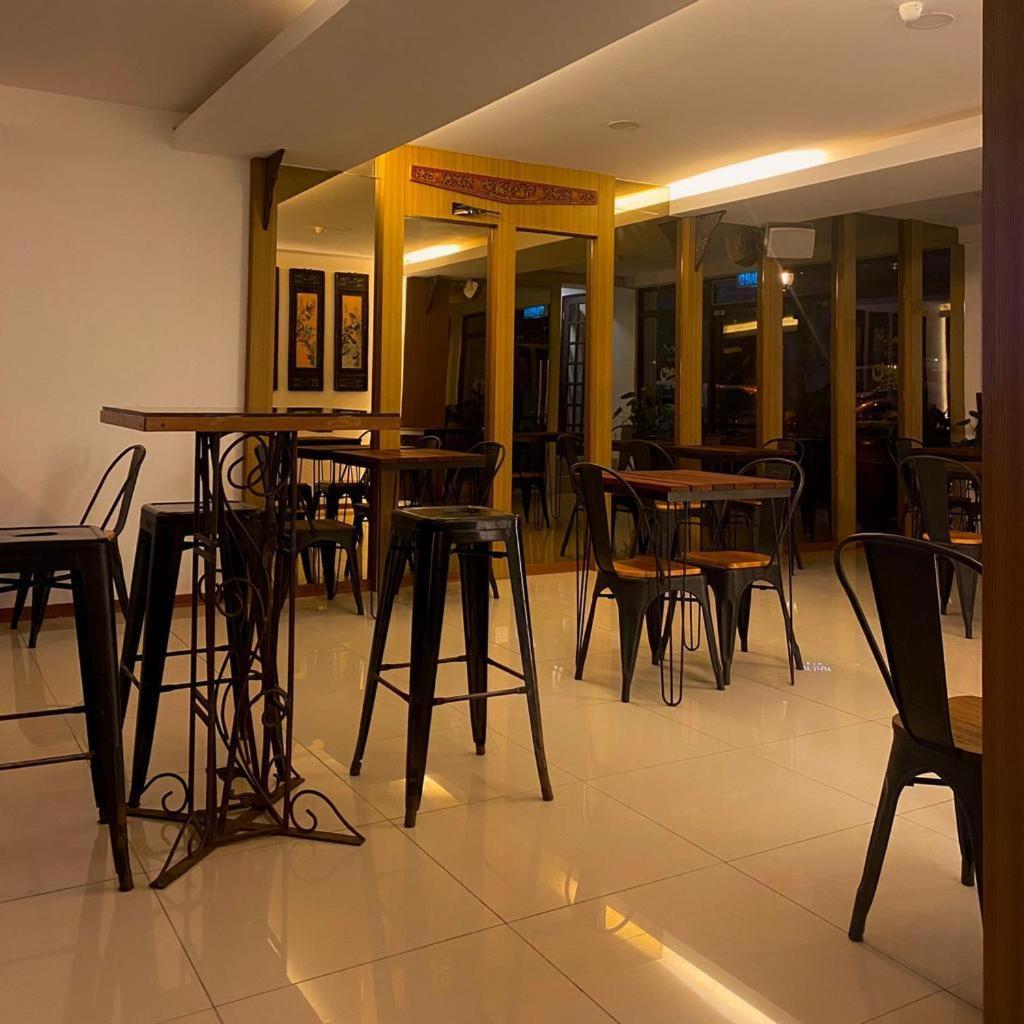 Fata Hotel By Project Borneo Kuching Exteriör bild
